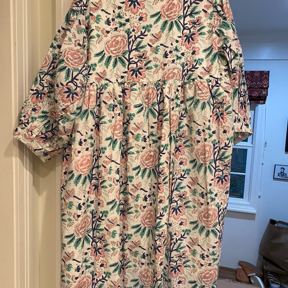 Nesara Dress - Picture 2 of 5